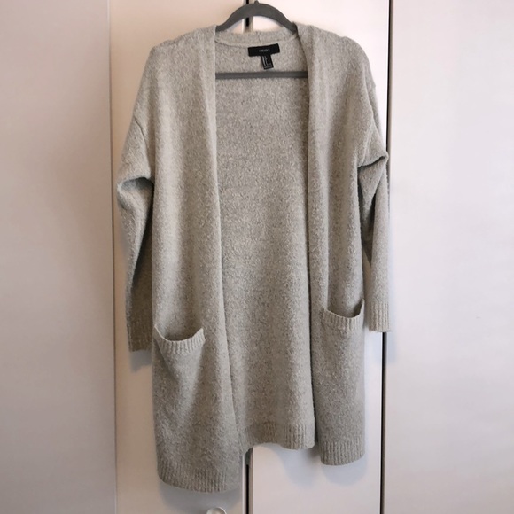 Forever 21 grey cardigan with pockets - Picture 1 of 3